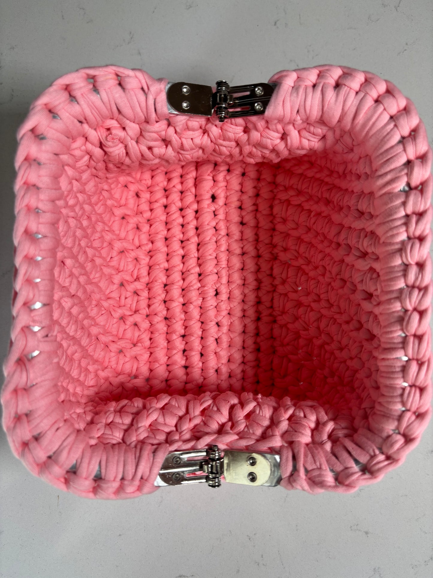 18cm Pink Clutch